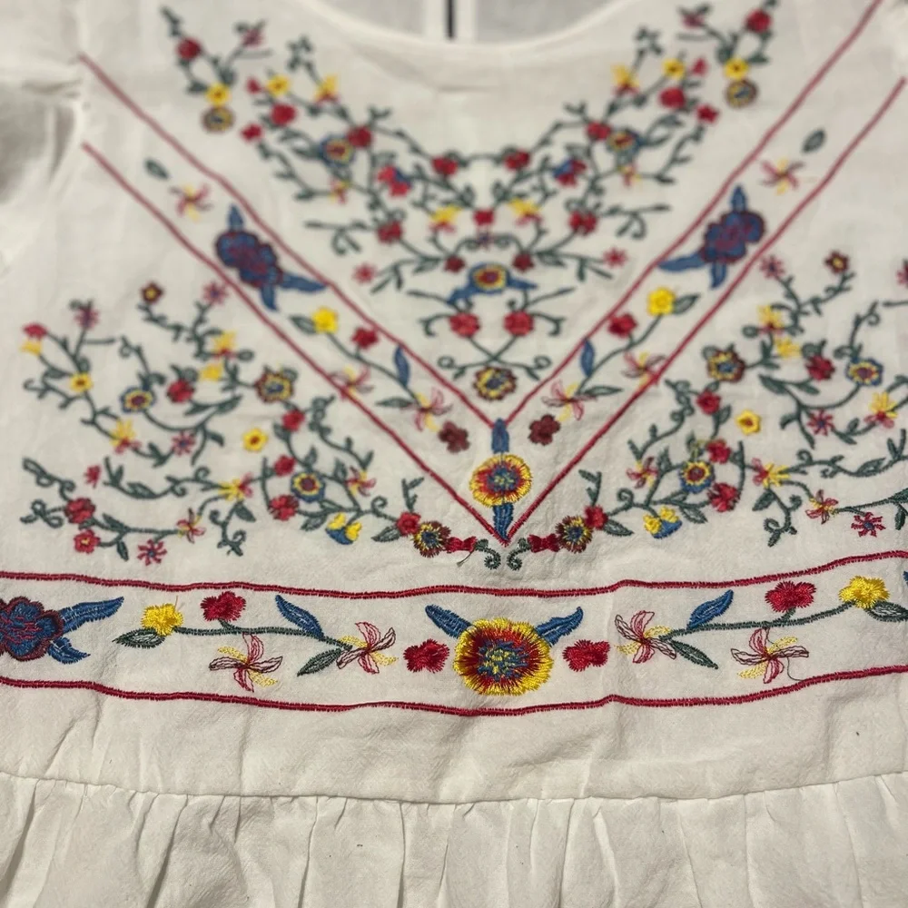 NEW Floral Embroidered White Kids Dress - Picture 3 of 5